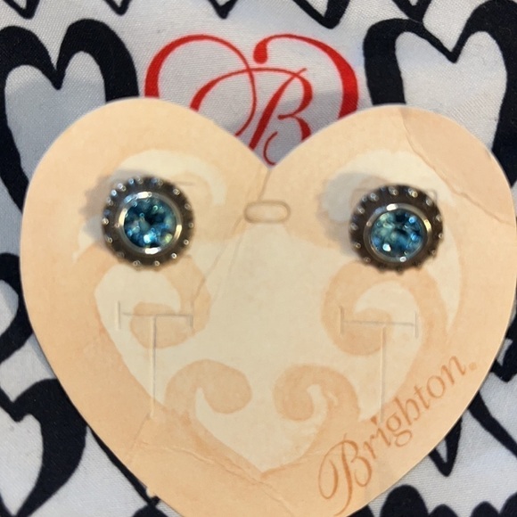 Brighton Twinkle Mini Post
Earrings. TWINKLE SAPPHIRE MINI POST EARRINGS Blue. - Picture 8 of 8